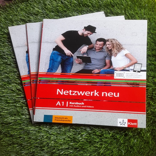 Netzwerk Neu A1 ( KURSBUCH + UBUNGSBUCH+ GlOSSAR ) (Set Of 3 Books ) German Language by Collectif